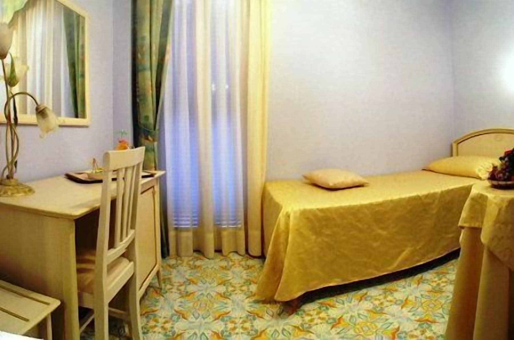 Forio di Ischia Hotel Villa Franca מראה חיצוני תמונה