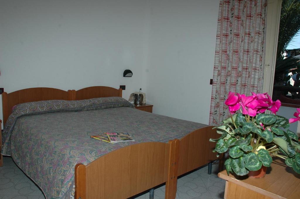 Forio di Ischia Hotel Villa Franca חדר תמונה