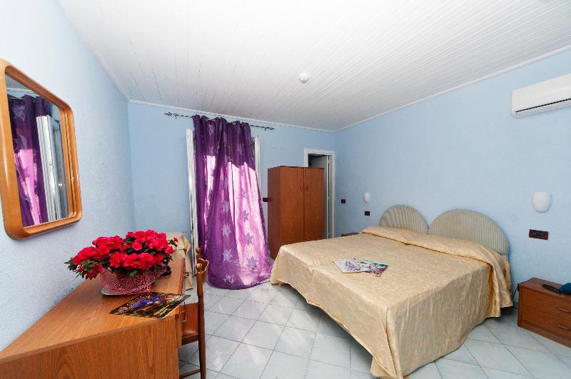 Forio di Ischia Hotel Villa Franca מראה חיצוני תמונה