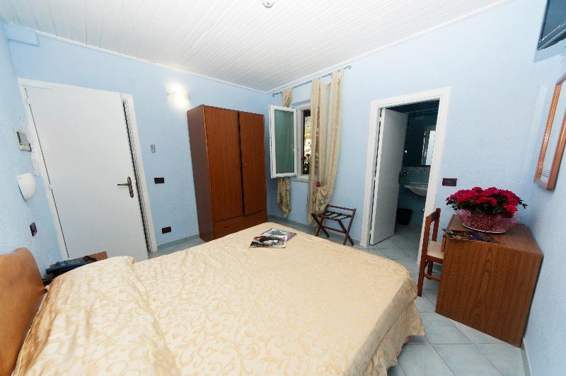 Forio di Ischia Hotel Villa Franca מראה חיצוני תמונה