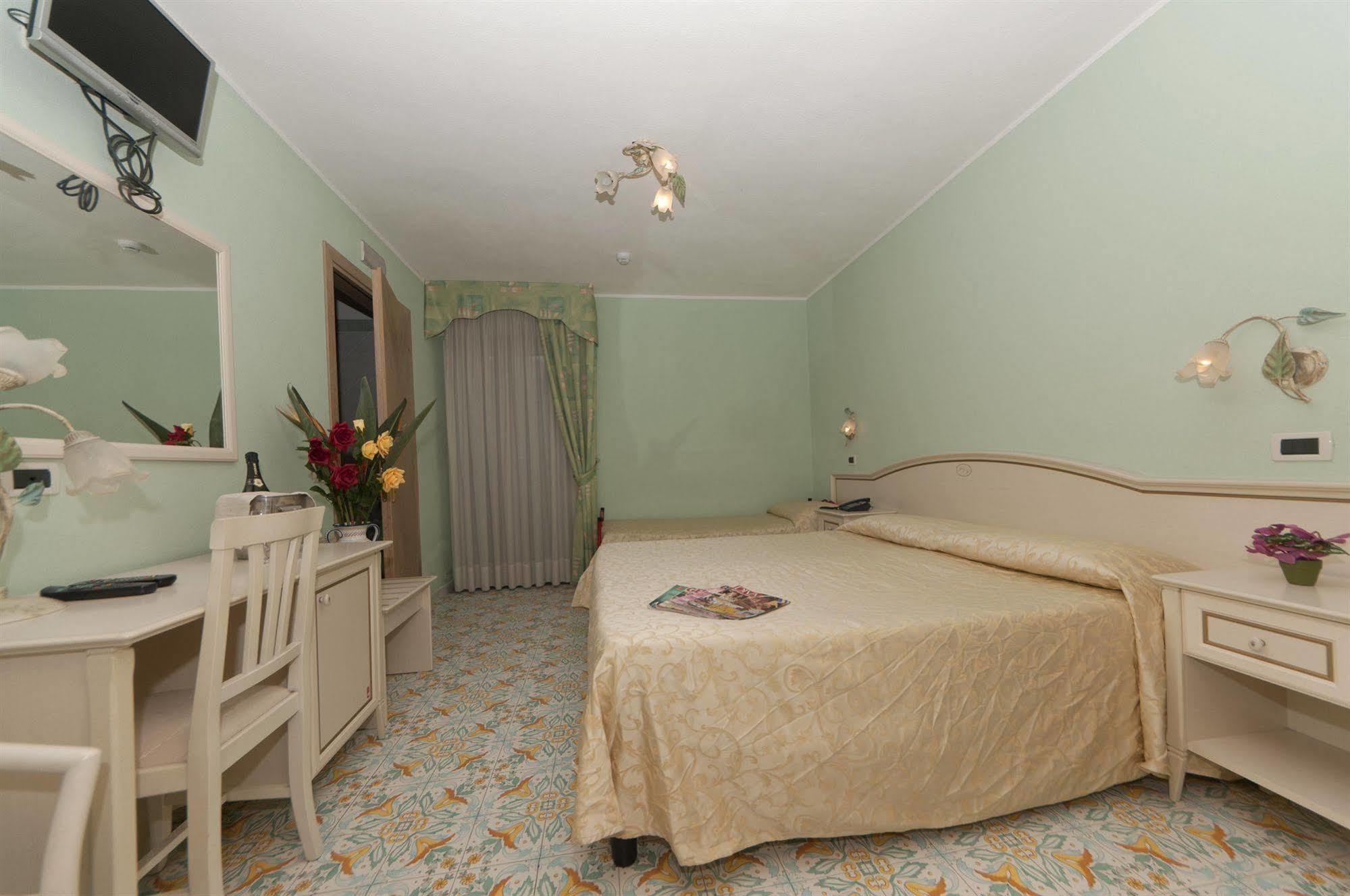 Forio di Ischia Hotel Villa Franca מראה חיצוני תמונה